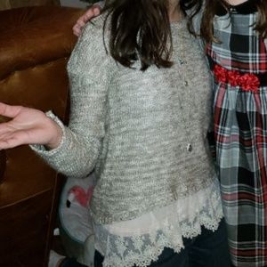 Long sleeve sweater/shirt!